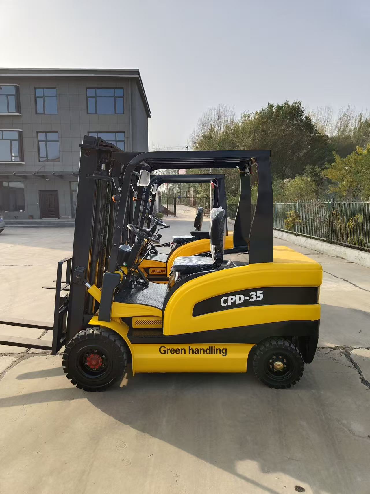 Gas-Elektro-Hubwagen 2 Tonnen  – Electric Pallet Jack Bewertung und Preis